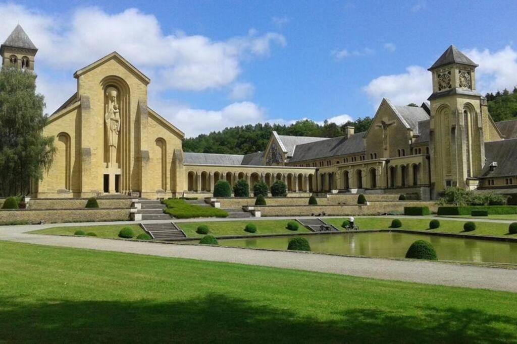 Le Repaire Des Renards Vallee De Rabais Virton Exterior foto